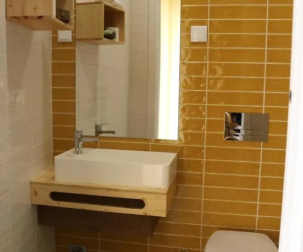 Sweet Dreams נאזרה